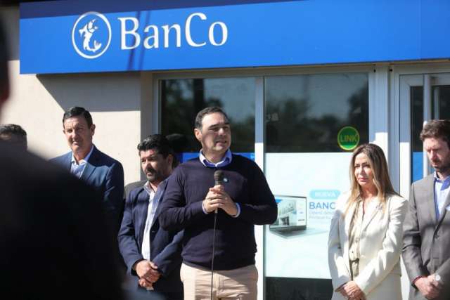 El gobernador Valdés, anunció que la provincia está atravesando una recesión económica,